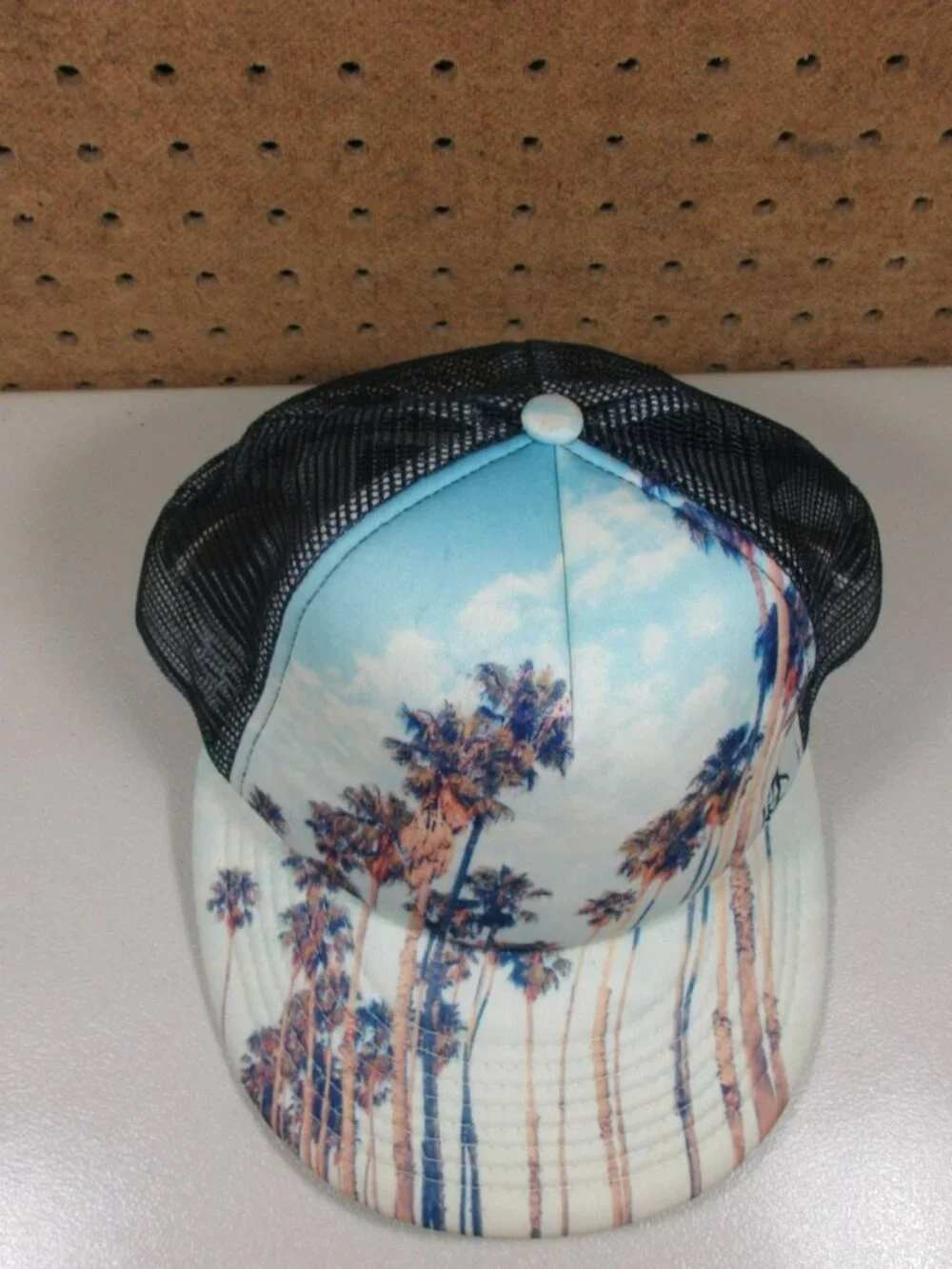 Penguin mens colorful Hawaiian Palms trucker snapback hat